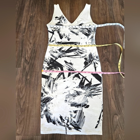 ISABEL DE PEDRO Palm Bodycon Dress - Picture 7 of 11